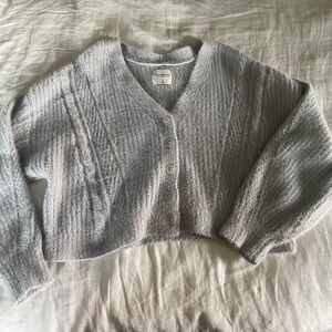 Cropped A&F cardigan